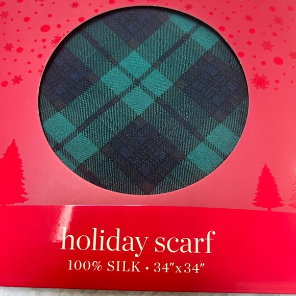 Talbots Accessories - Talbots Green Plaid Scarf Wrap
